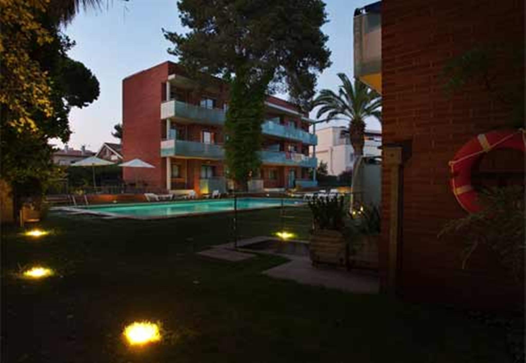 Sg Costa Bcn Apartments Castelldefels Eksteriør bilde