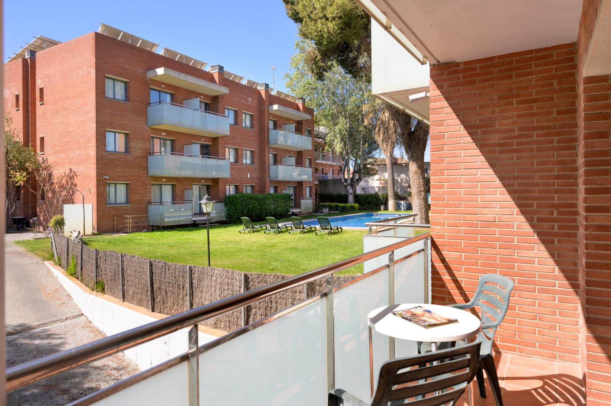 Sg Costa Bcn Apartments Castelldefels Eksteriør bilde